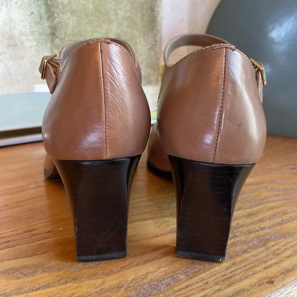 💐 Liz Clayborne medium brown leather ankle strap square pointed toe heels